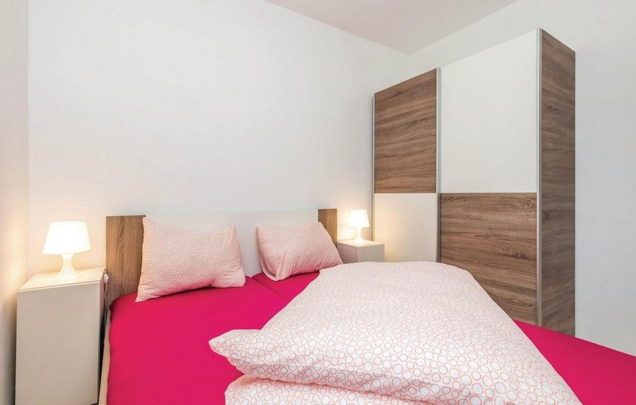 Apartments For Families With Children Jasenak, Karlovac - 17501 Bilik gambar